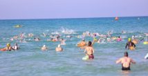 Минздрав разрешил открыть хайфский пляж после проверки морской воды