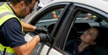 В Хайфе спасли женщину, потерявшую сознание в запертом автомобиле