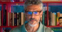 Антон Долин представит показ «Горькое Рождество» Альмодовара в начале июля