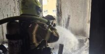 Пожарные установили вероятную причину возгорания в жилом доме Хайфы