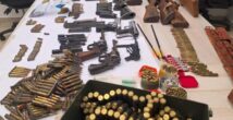 Граната, ружья и боеприпасы: полиция провела рейд на Адаре
